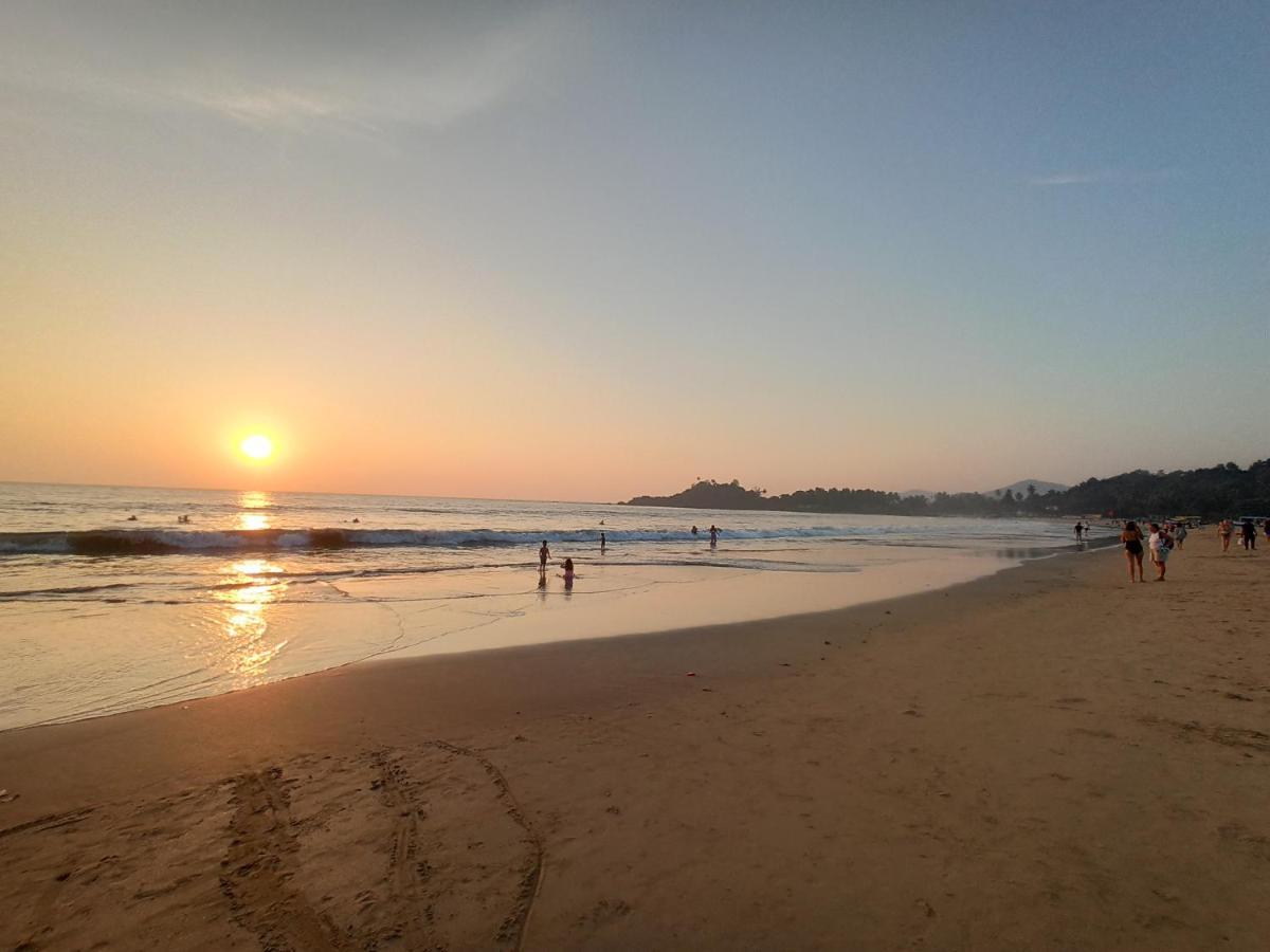 Casa Fiesta Sea Front Beach Huts Patnem Beach Exterior photo